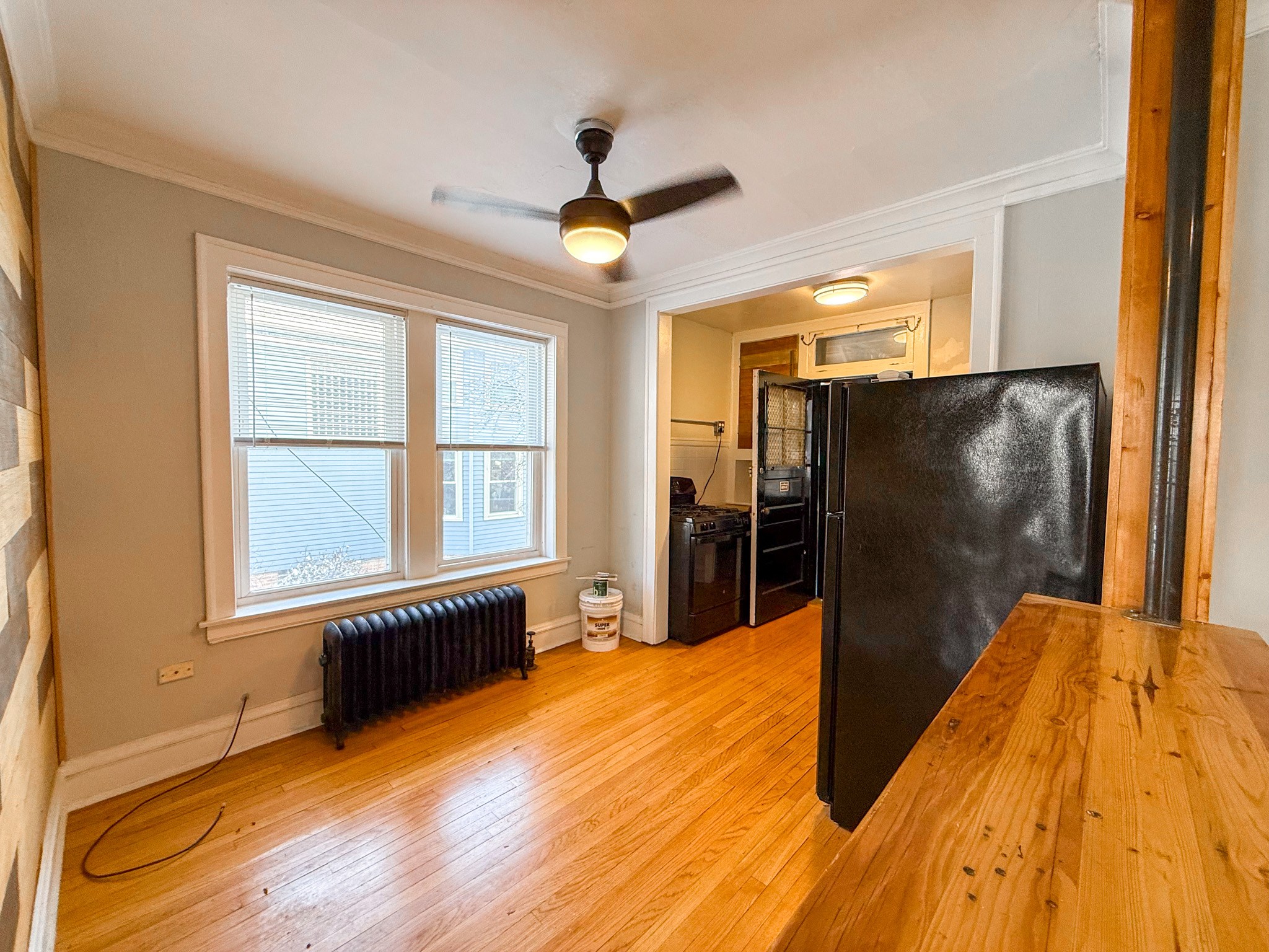 1634-38 W Granville Ave./ 6205-11 N Paulina St. 1634 W Granville Ave., Chicago 60660